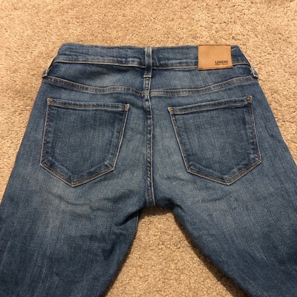 Lucky Brand jeans - Picture 2 of 2